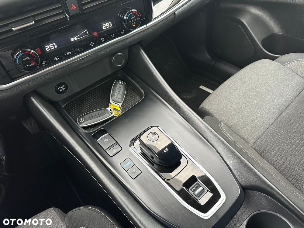 Nissan Qashqai 1.5 e-POWER N-Connecta - 16
