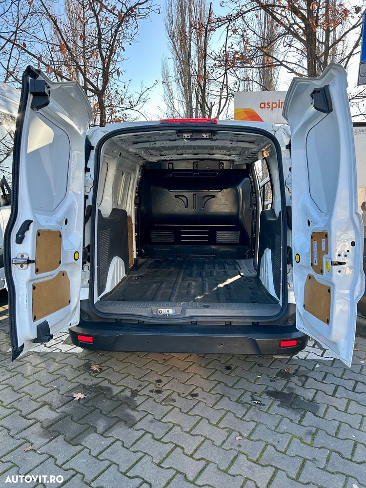 Ford Transit Connect - 10