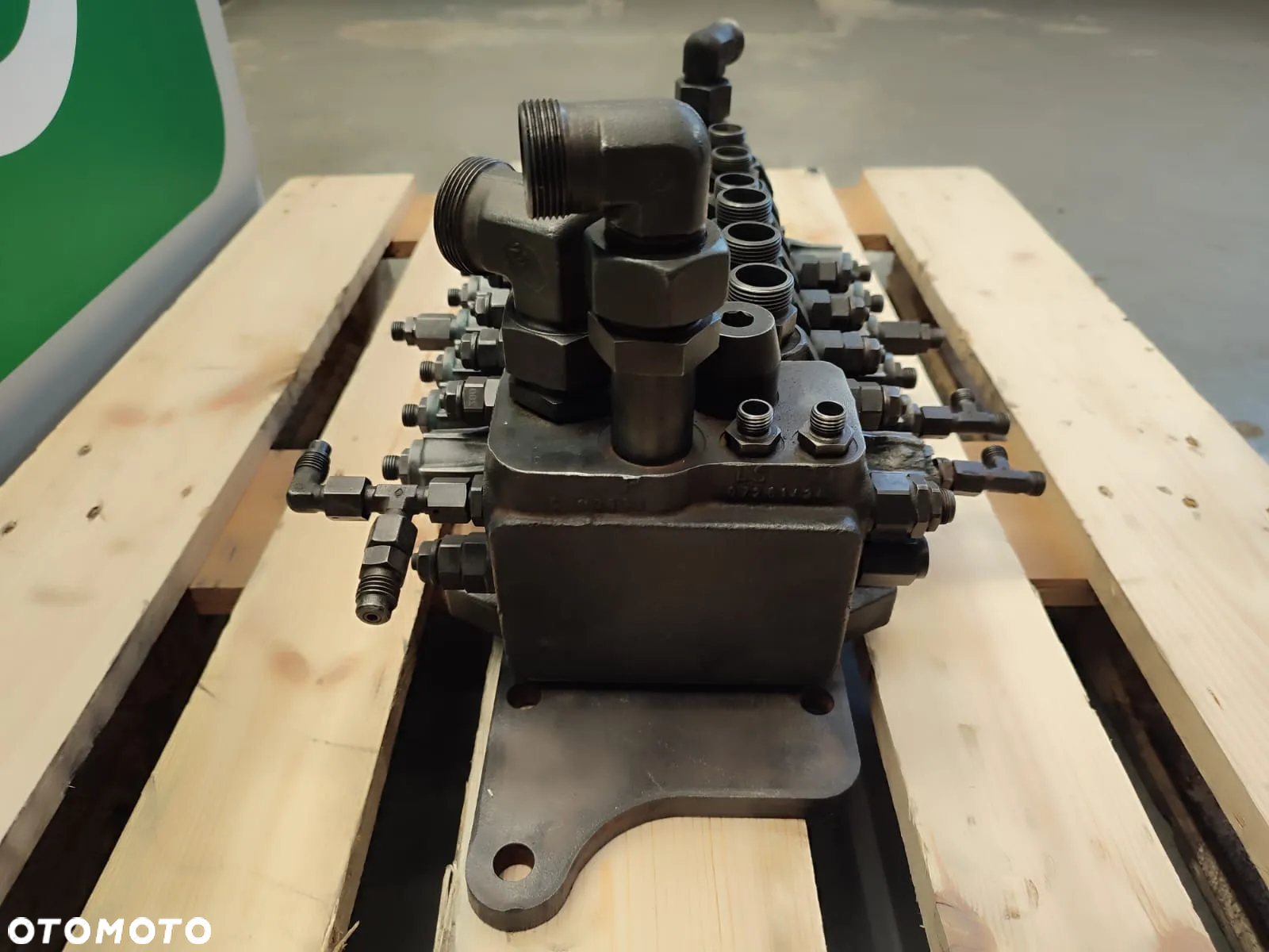 Rozdzielacz hydrauliczny 07260157 JCB 535-95 - 8