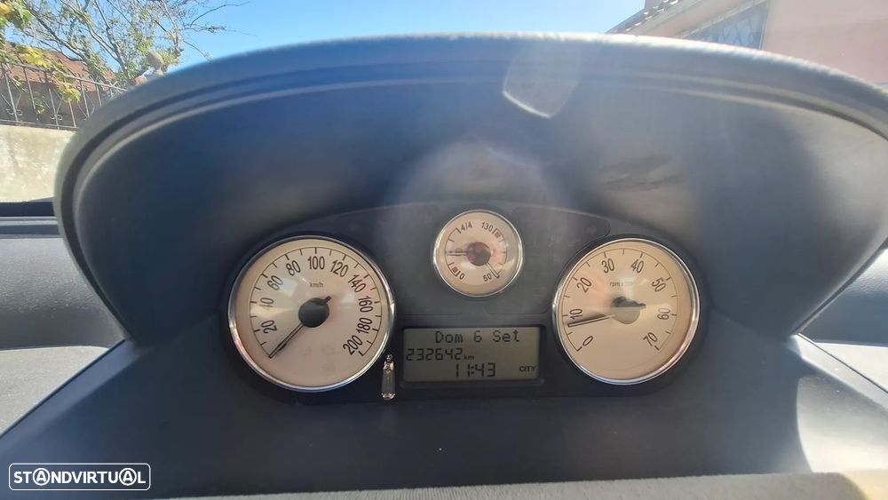 Lancia Ypsilon 1.3 M-jet Argento 5 - 4