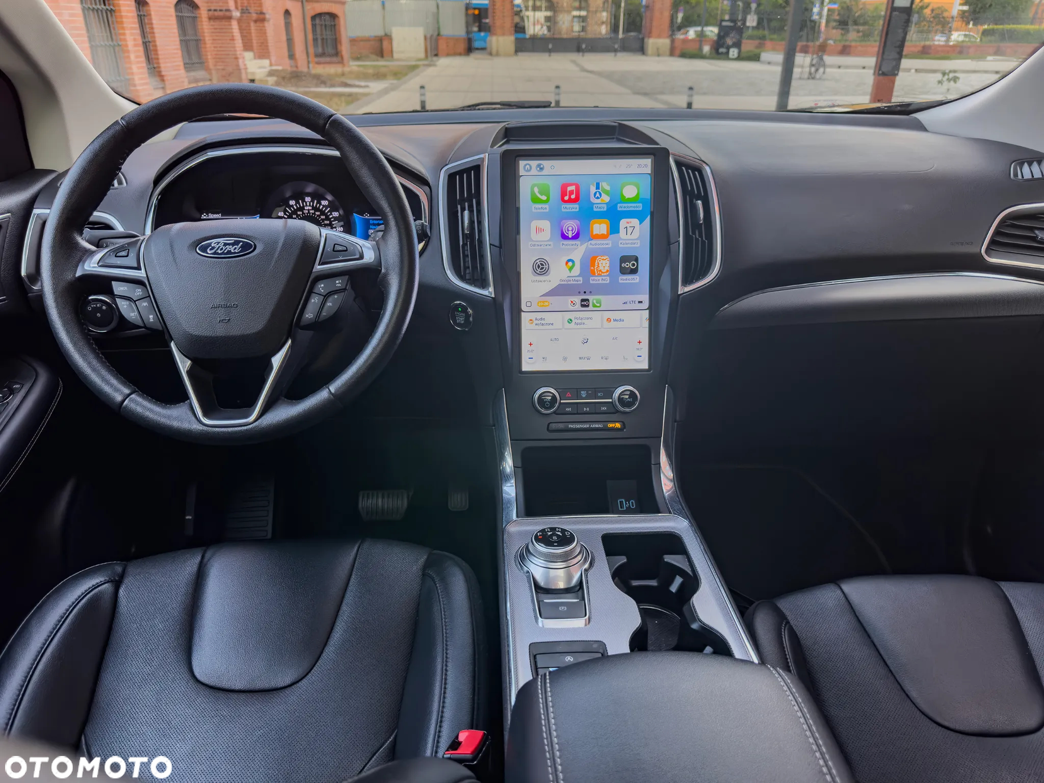 Ford Edge - 8