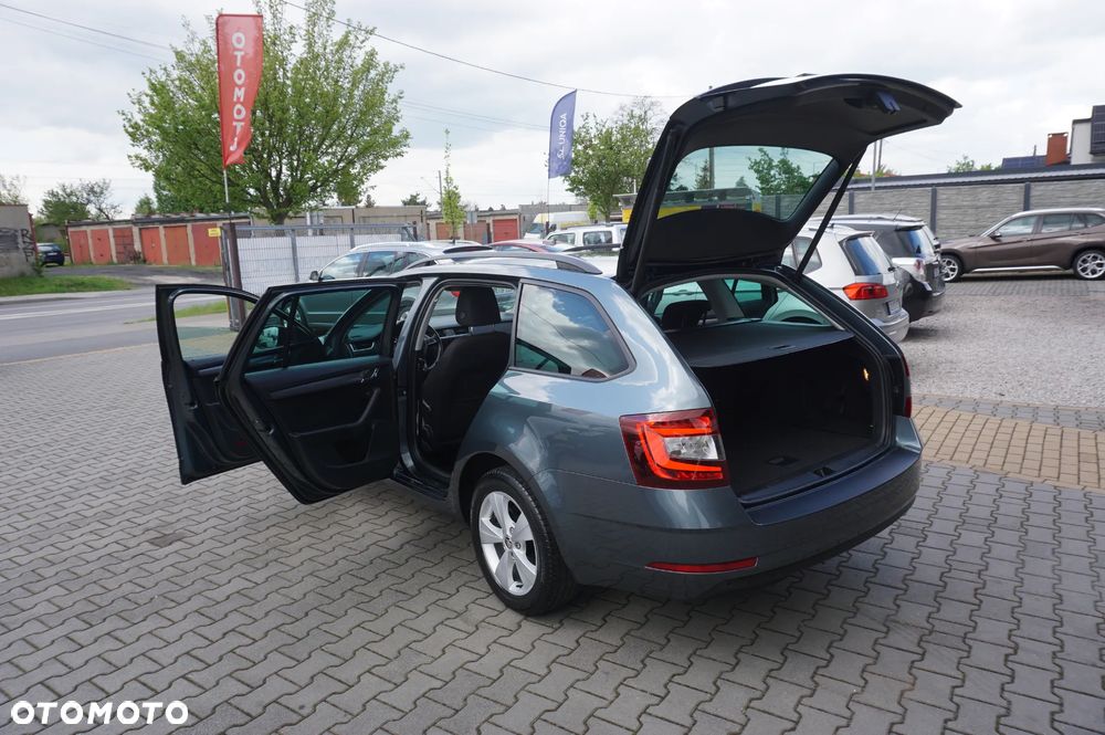 Skoda Octavia 2.0 TDI DSG Soleil - 12