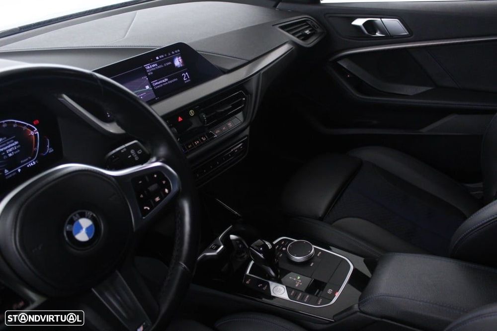 BMW 116 d Pack Desportivo M Auto - 34