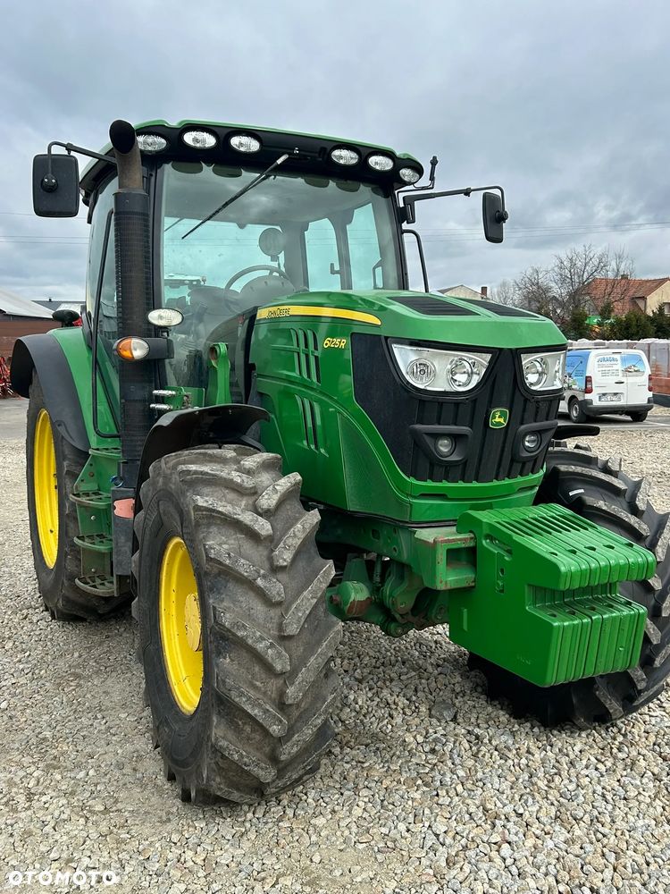 John Deere 6125R - 3