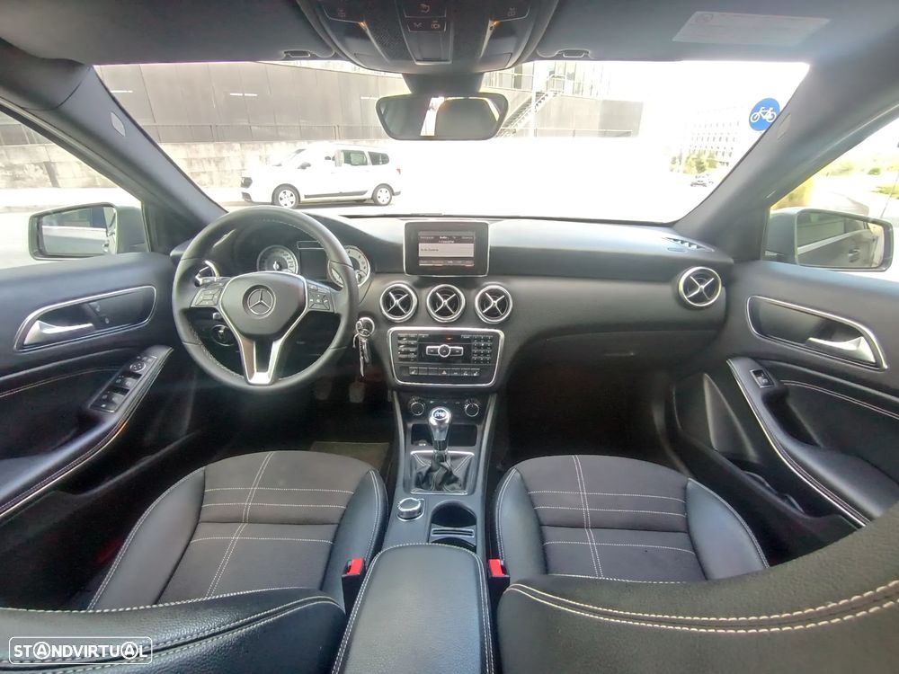 Mercedes-Benz A 180 d Urban - 13