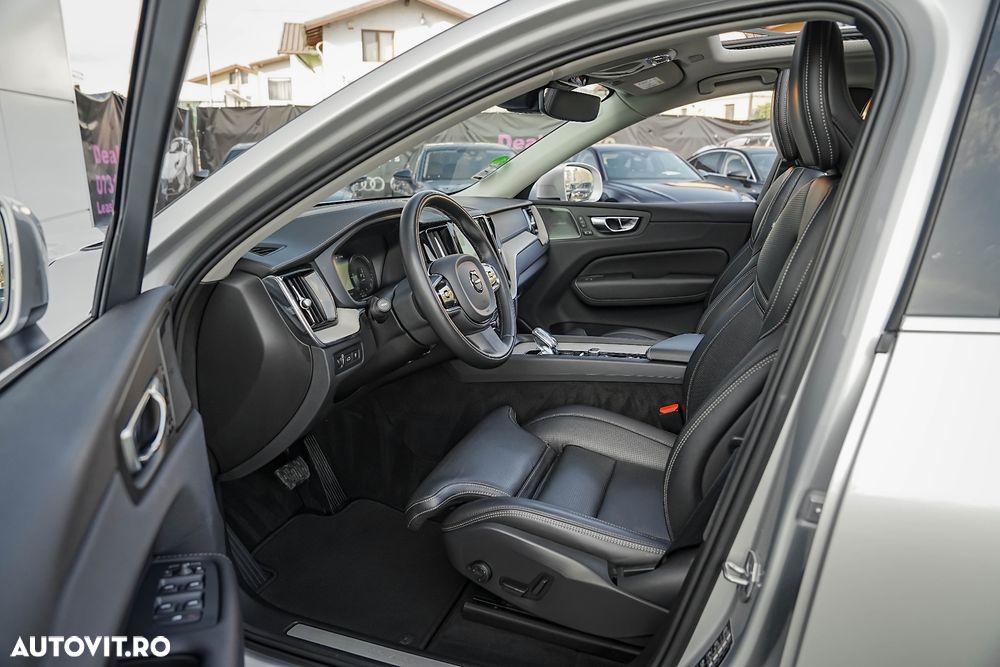 Volvo XC 60 Recharge T6 Twin Engine eAWD Inscription Expression - 10