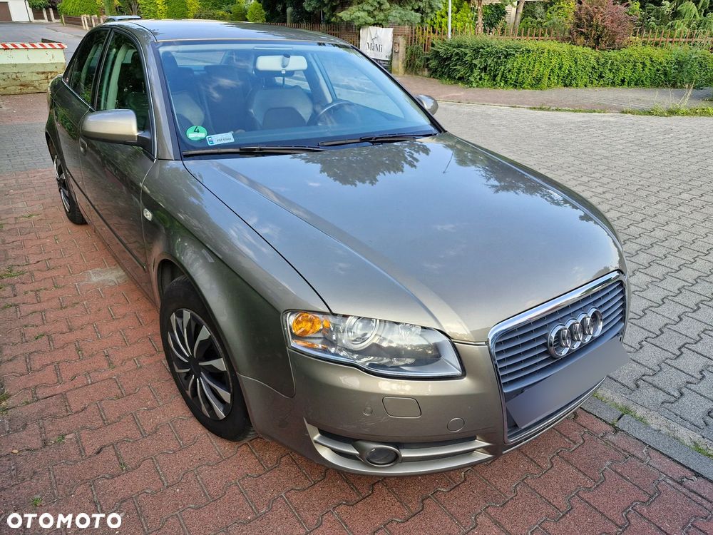 Audi A4 Limousine 2 - 12