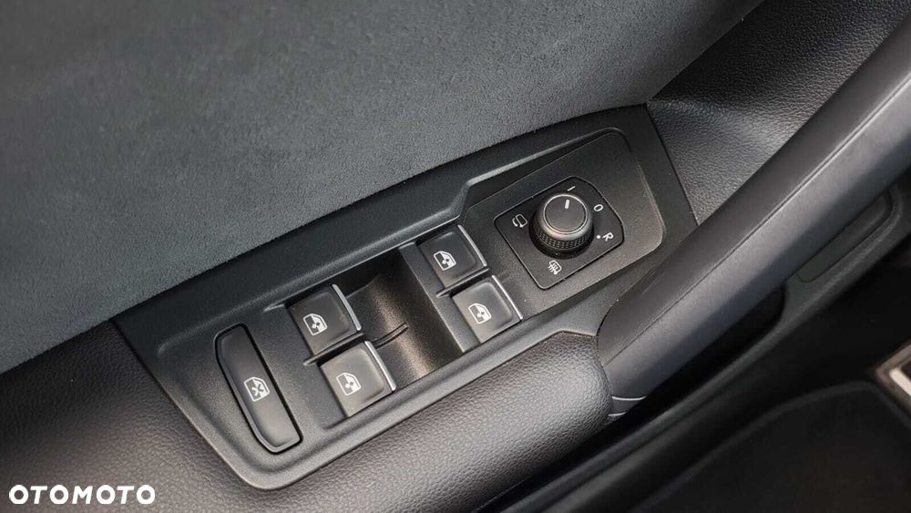 Volkswagen Tiguan - 17