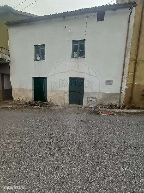 Moradia T2 para venda - Grande imagem: 2/17