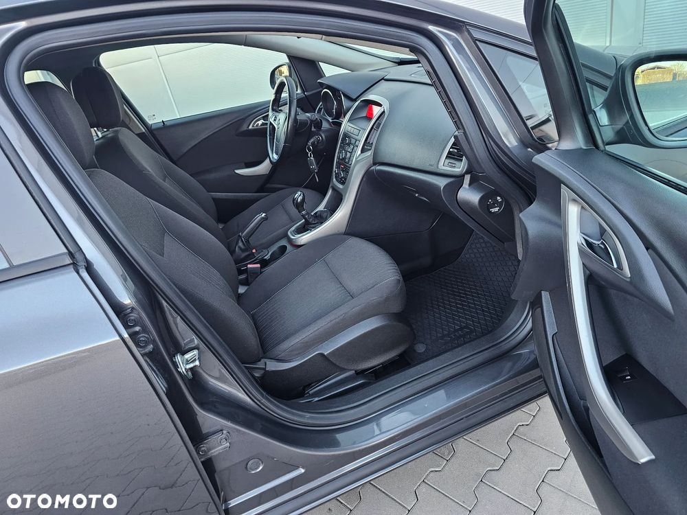 Opel Astra 1.4 Turbo Innovation - 31