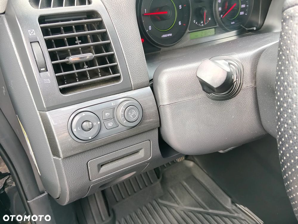 Chevrolet Captiva - 14