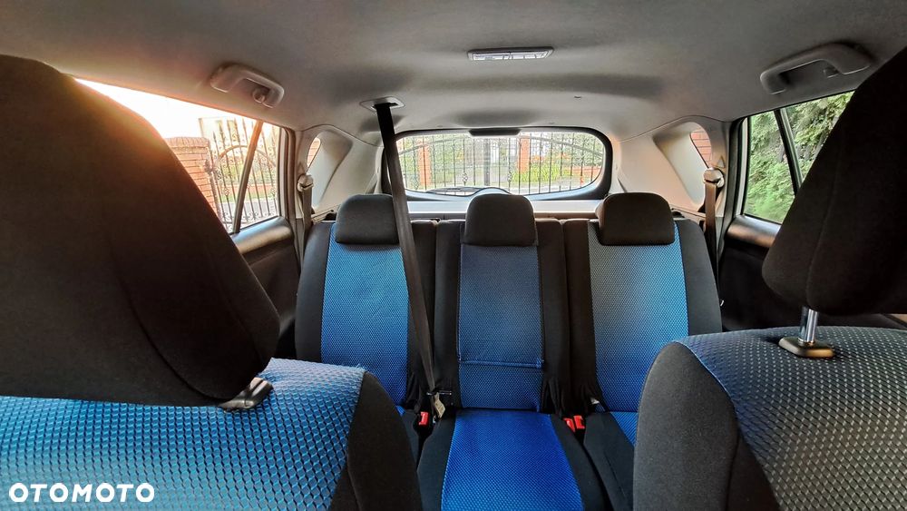 Toyota Verso 1.6 Sol EU5 - 13