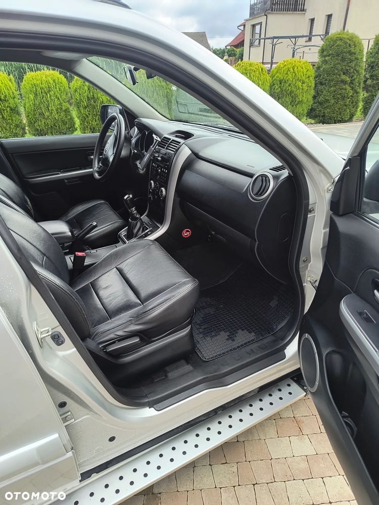 Suzuki Grand Vitara 1.9 DDiS - 8