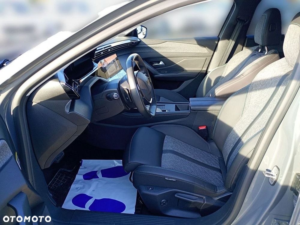 Peugeot 408 1.2 PureTech Allure S&S EAT8 - 20