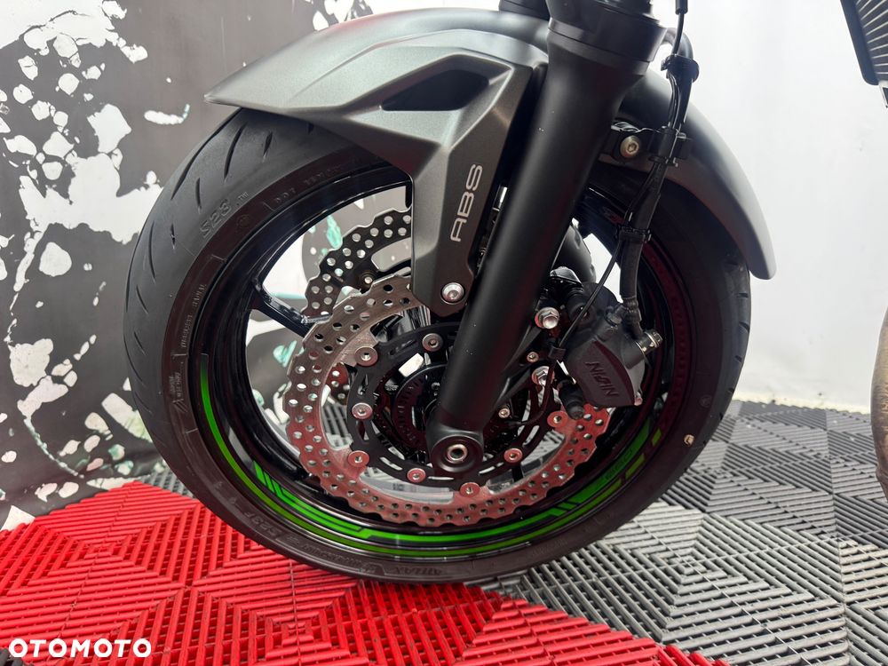 Kawasaki Z 650 - 9