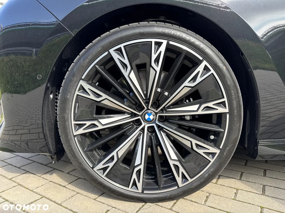 BMW Seria 7 - 9