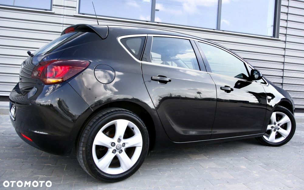 Opel Astra IV 1.4 T Enjoy - 24