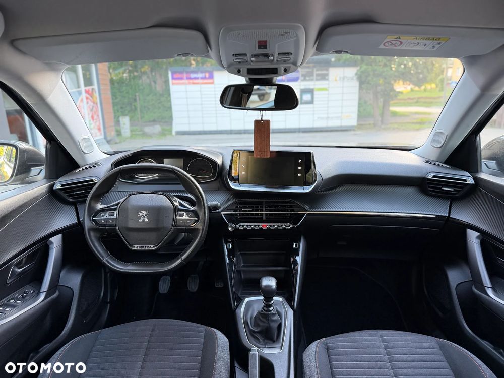 Peugeot 2008 PureTech 100 Active - 32