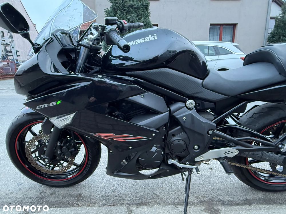 Kawasaki ER - 15