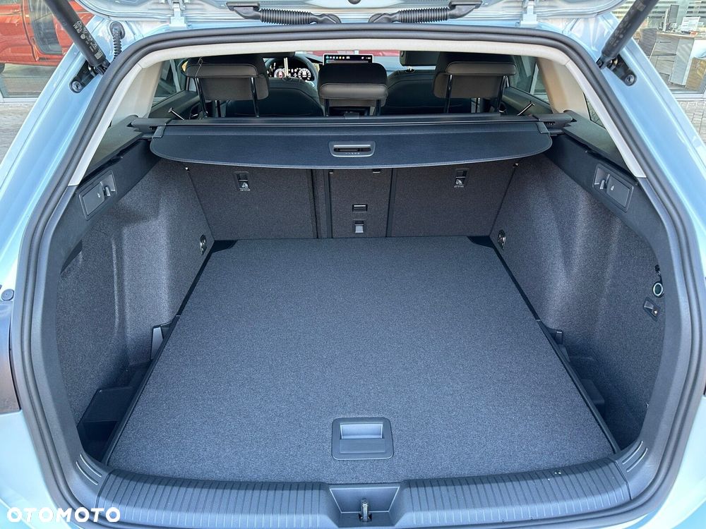 Volkswagen Golf Variant 2.0 TDI Life Plus - 29