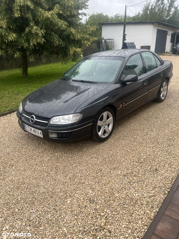 Opel Omega - 1
