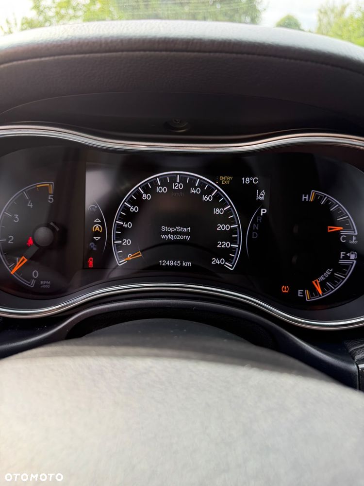 Jeep Grand Cherokee - 16