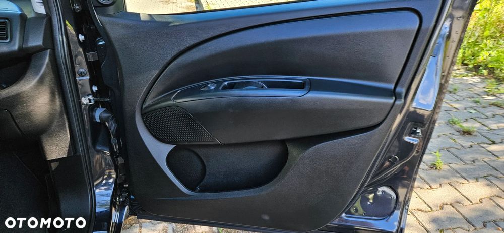 Opel Combo - 34