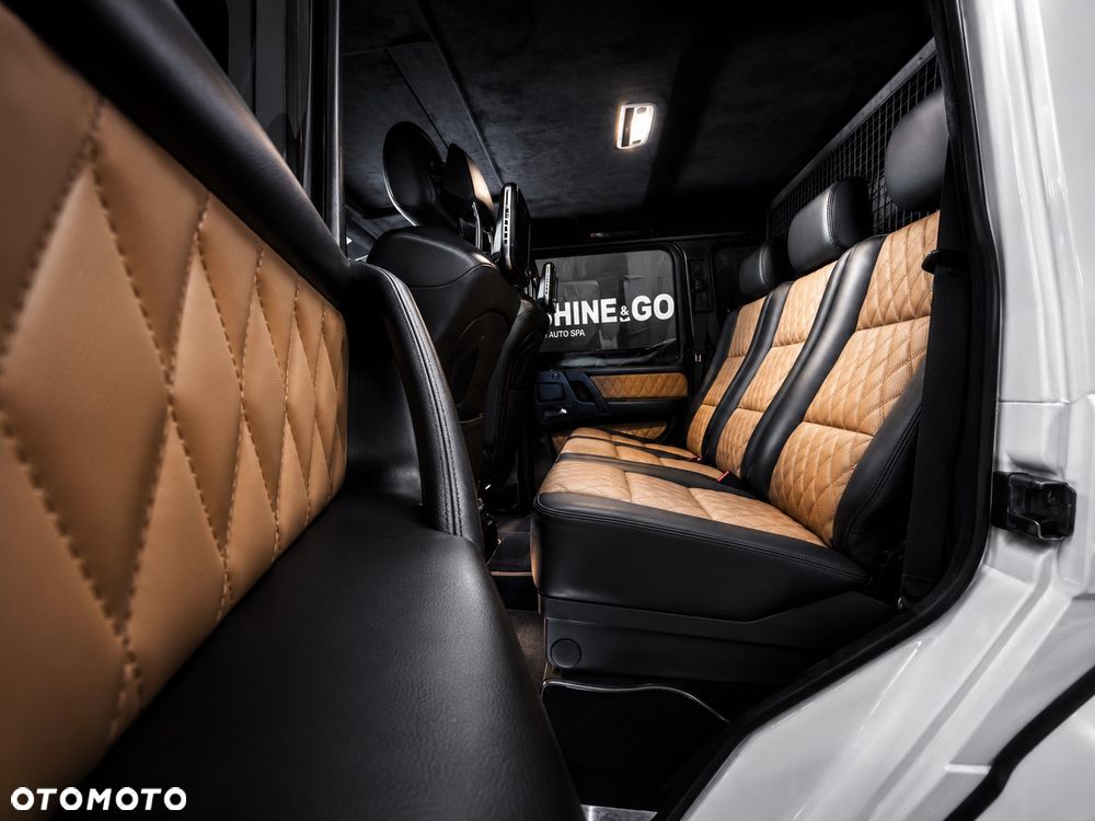 Mercedes-Benz Klasa G 63 AMG AMG SPEEDSHIFT 7G-TRONIC - 12