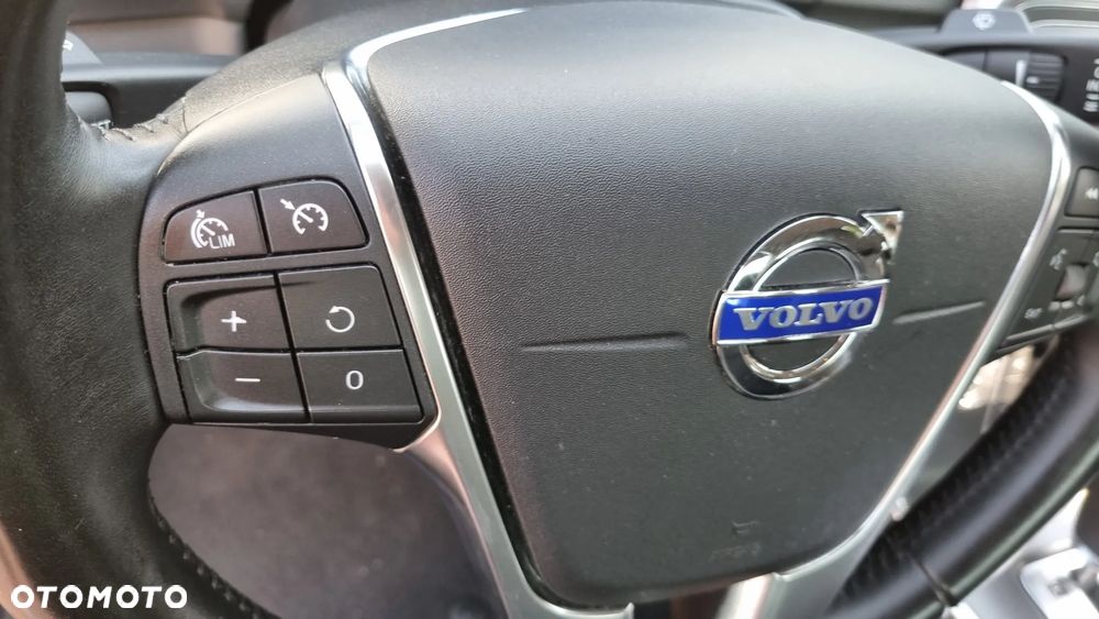 Volvo S60 D3 Geartronic Momentum - 20