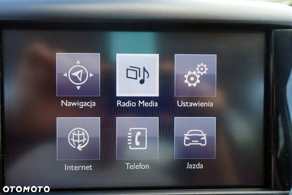 Peugeot 208 82 PureTech Style - 19