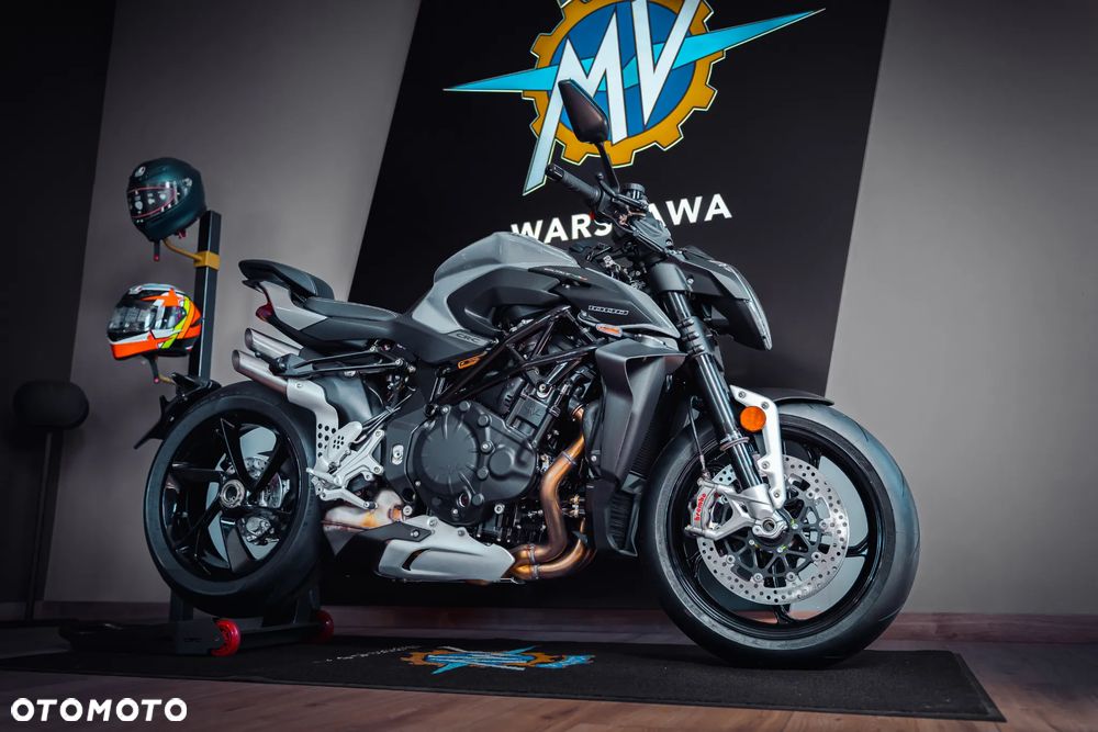 MV AGUSTA Brutale - 4