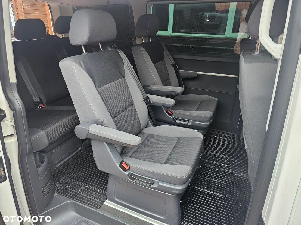 Volkswagen Multivan - 7