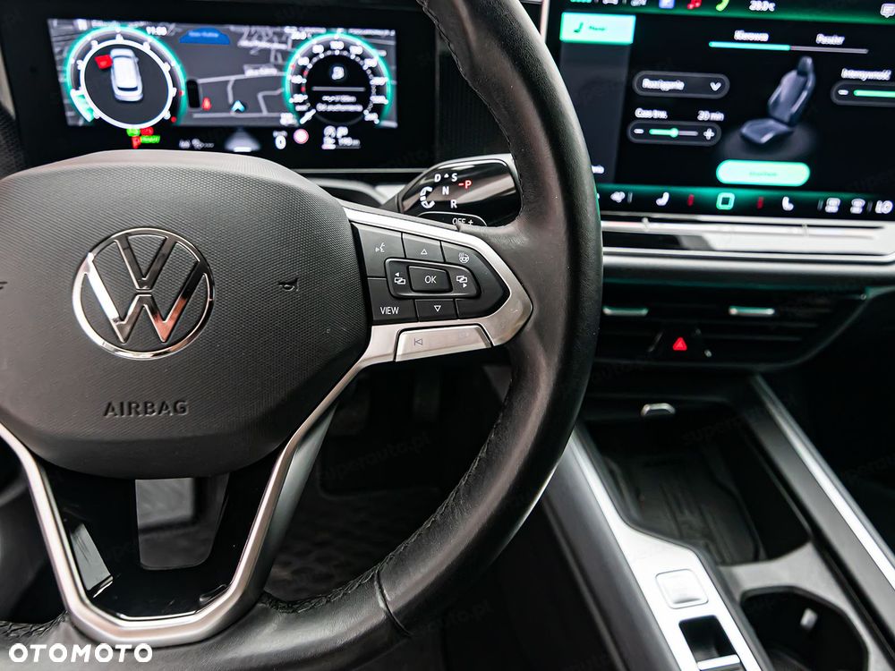 Volkswagen Passat - 17