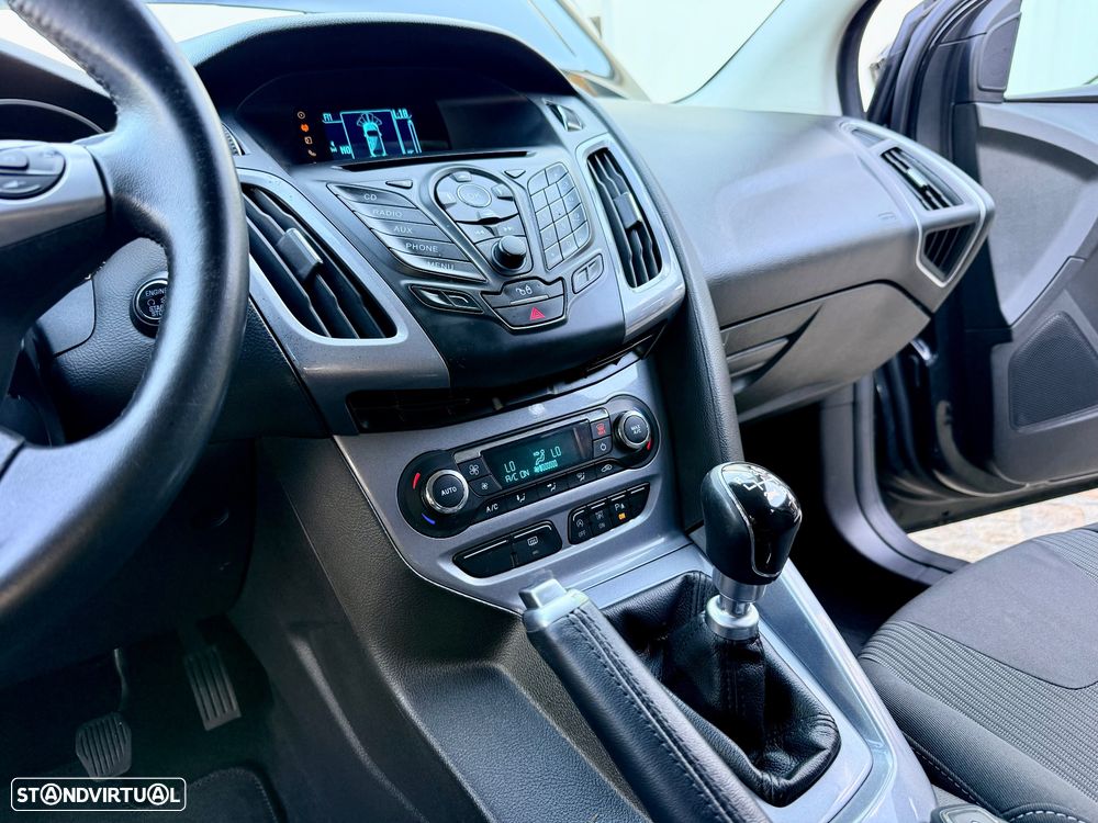 Ford Focus 1.6 TDCi Titanium - 43