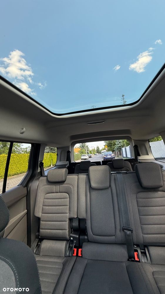 Ford Tourneo Connect Grand - 20