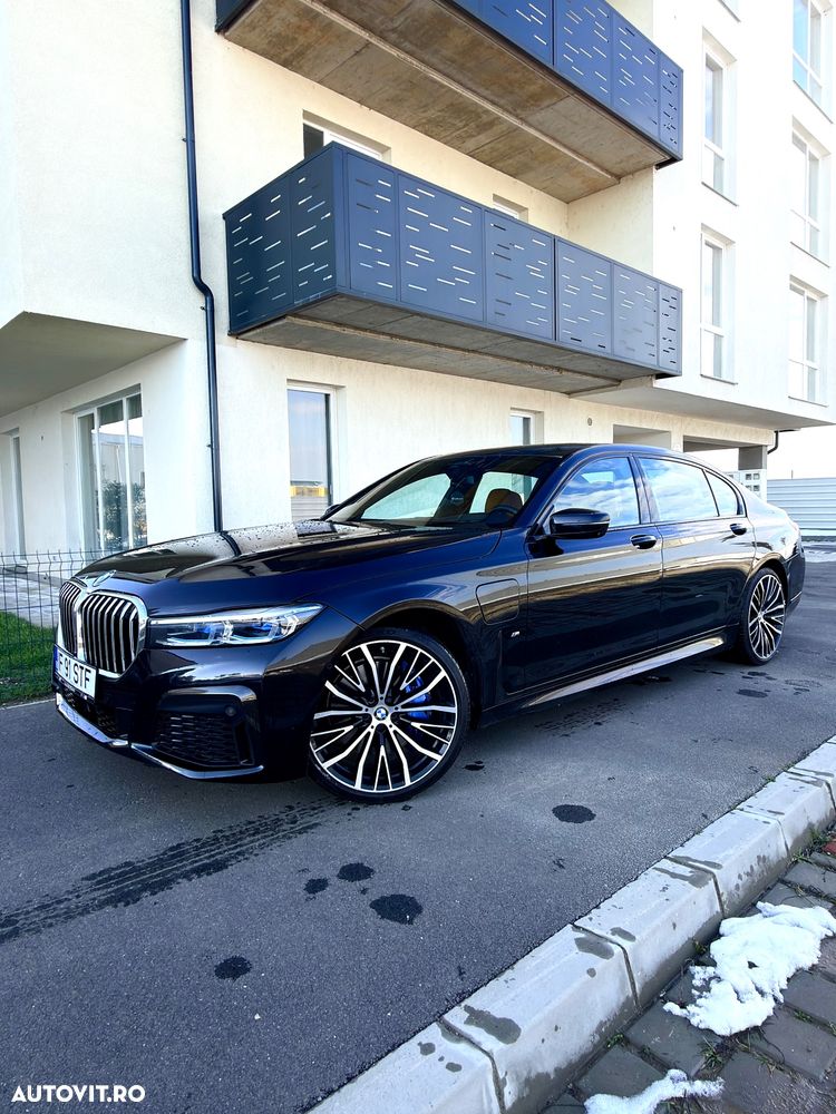 BMW Seria 7 745Le AT PHEV - 8