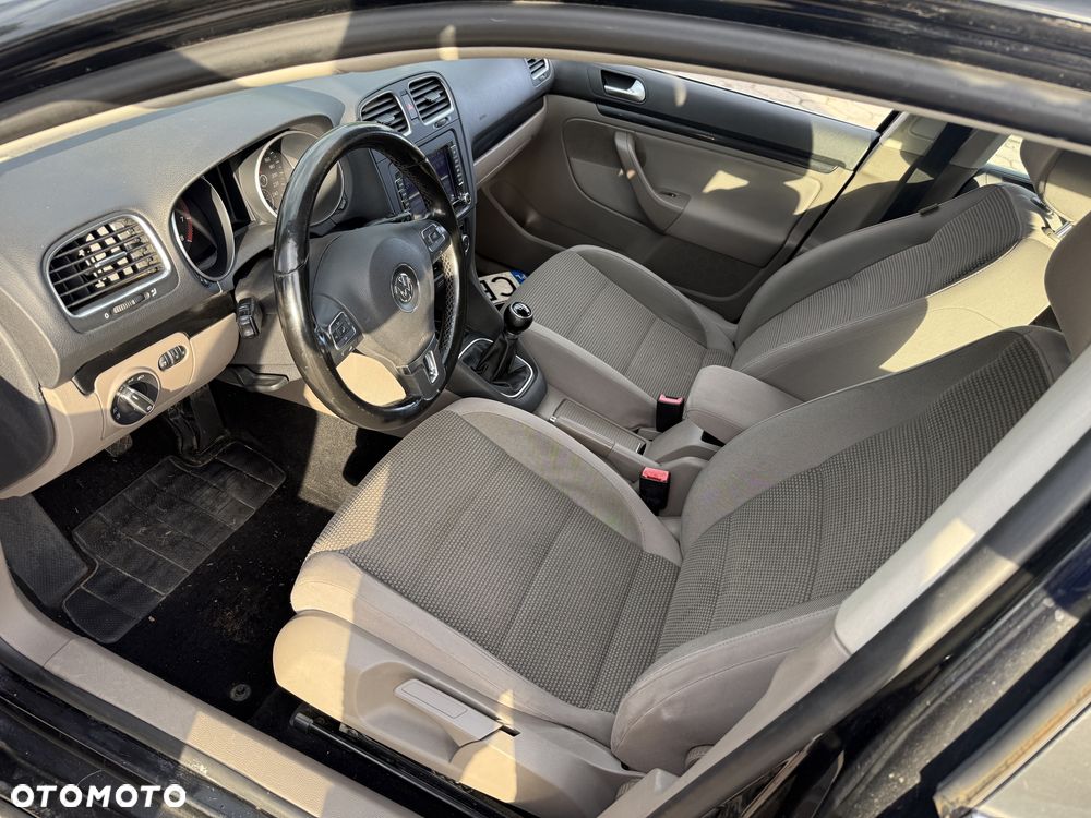 Volkswagen Golf - 5