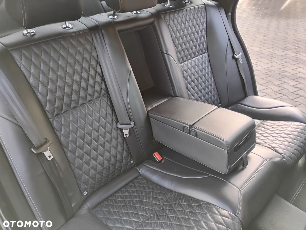 Jaguar XJ 3.0 V6 Kompressor AWD Langversion Portfolio - 22