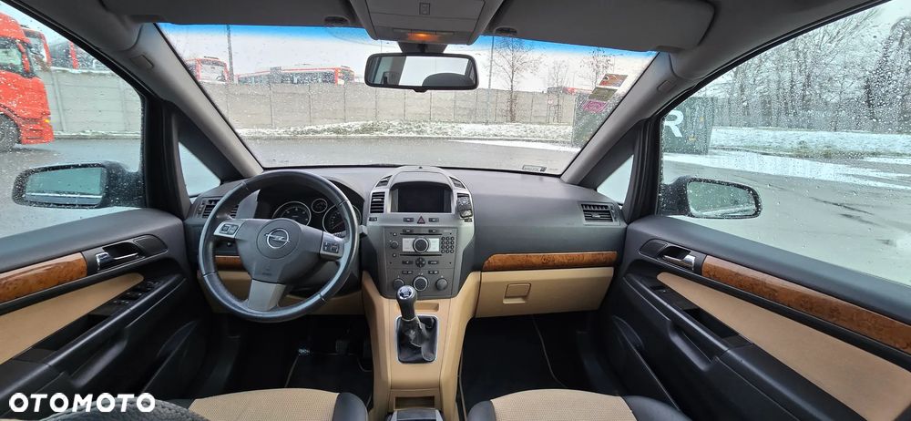 Opel Zafira 1.9 CDTI Cosmo - 17
