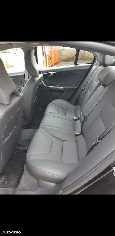 Volvo S60 T5 Geartronic Summum - 9