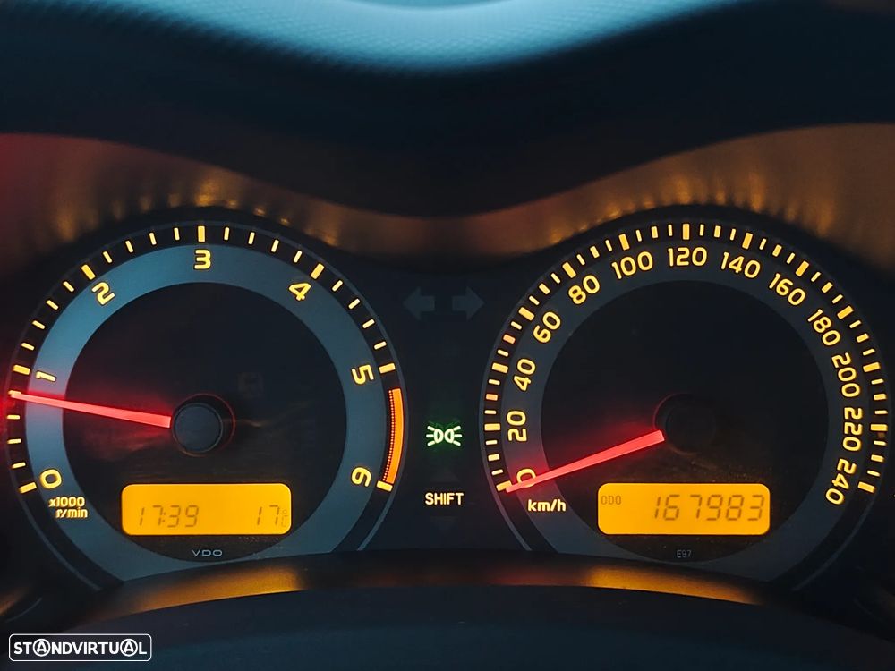 Toyota Auris 1.4 D-4D Com. +P.Style 110g - 15