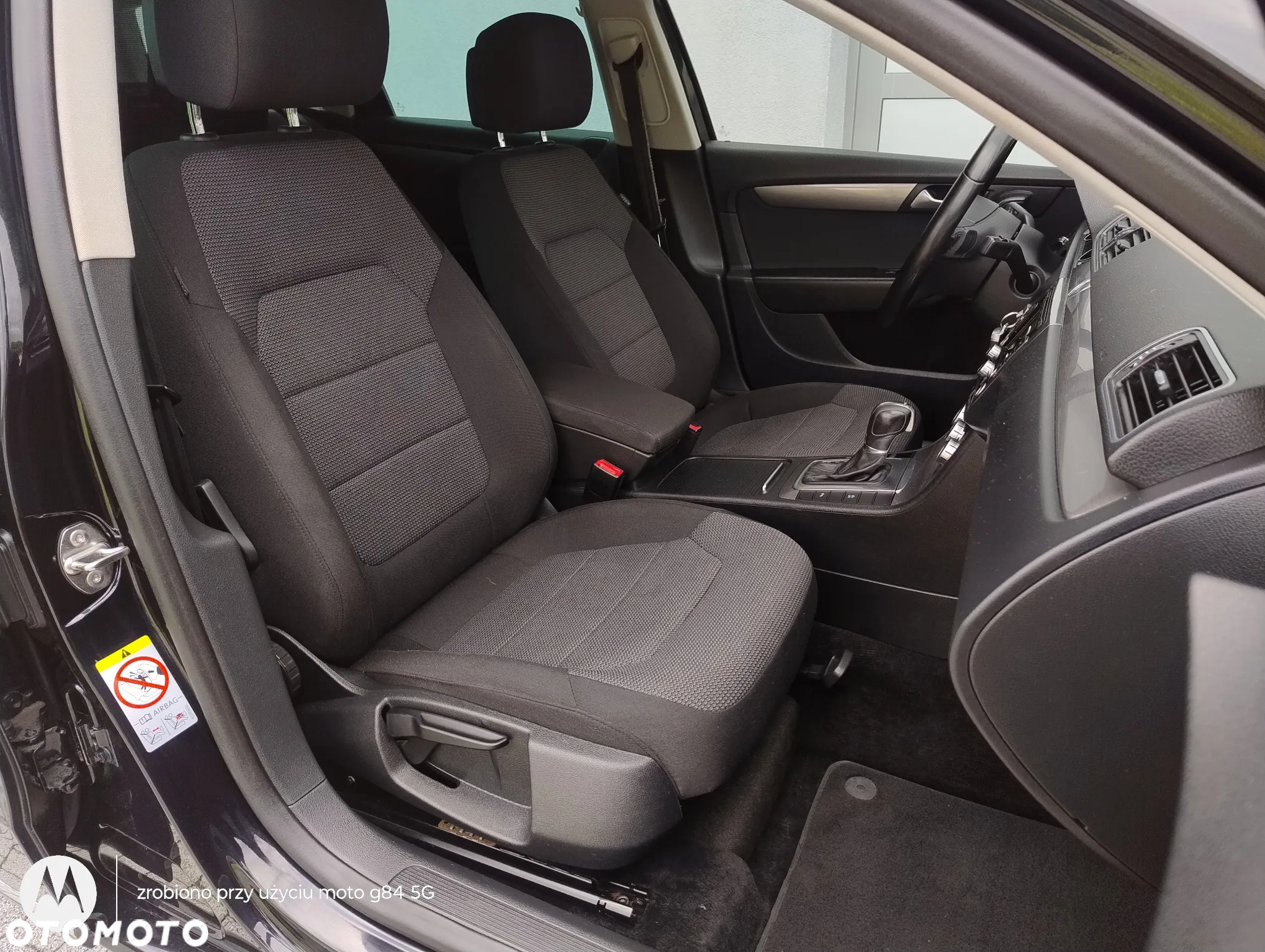 Volkswagen Passat Variant 2.0 TDI DSG BlueMotion Technology Business Edition - 11