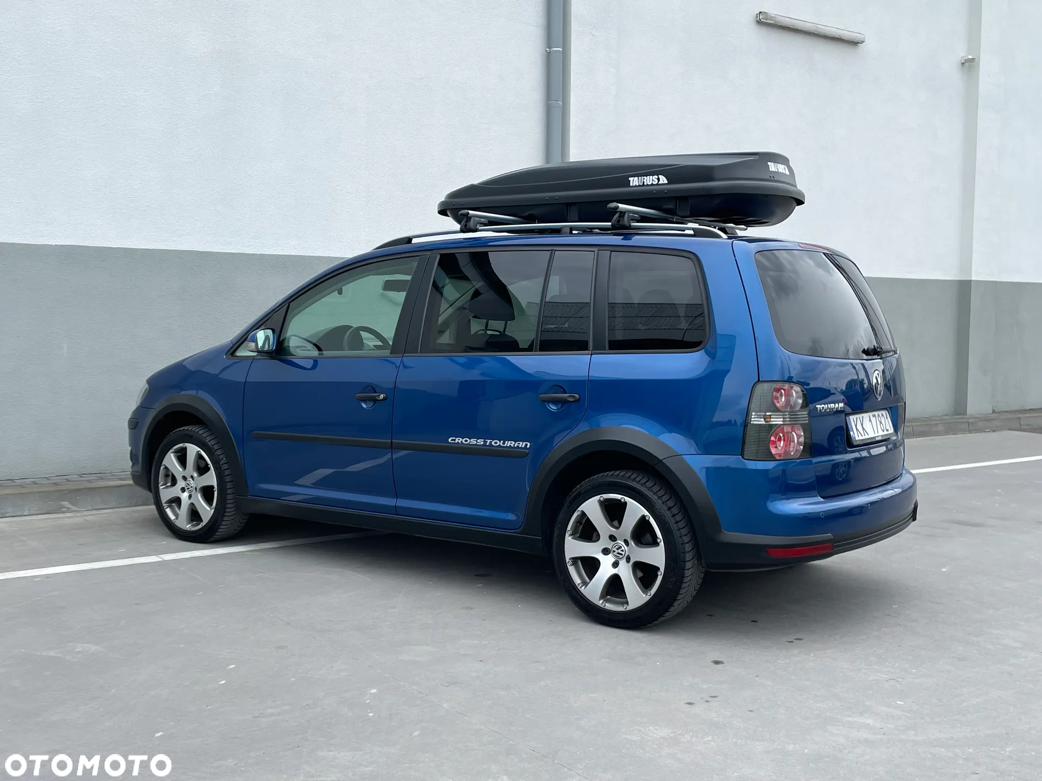 Volkswagen Touran 1.4 TSI Cross - 10