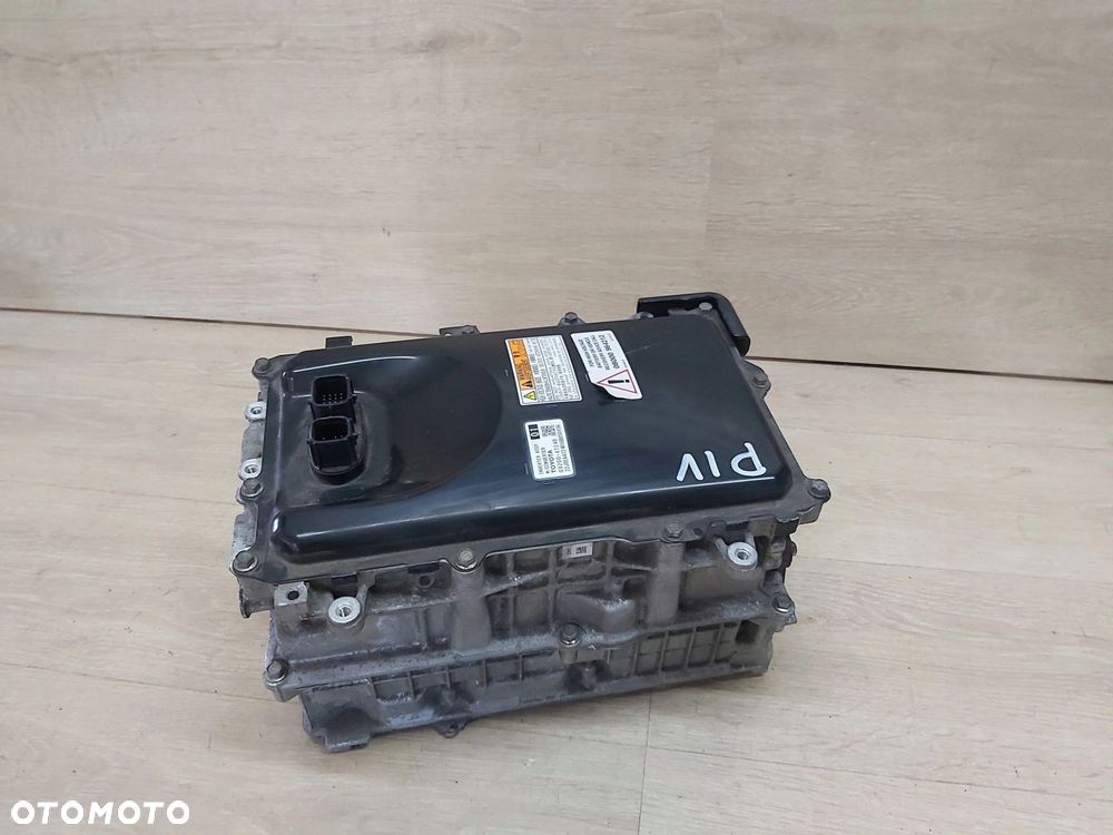 Toyota Prius IV 1,8 xw50 inwerter falownik g9200-47240 - 1