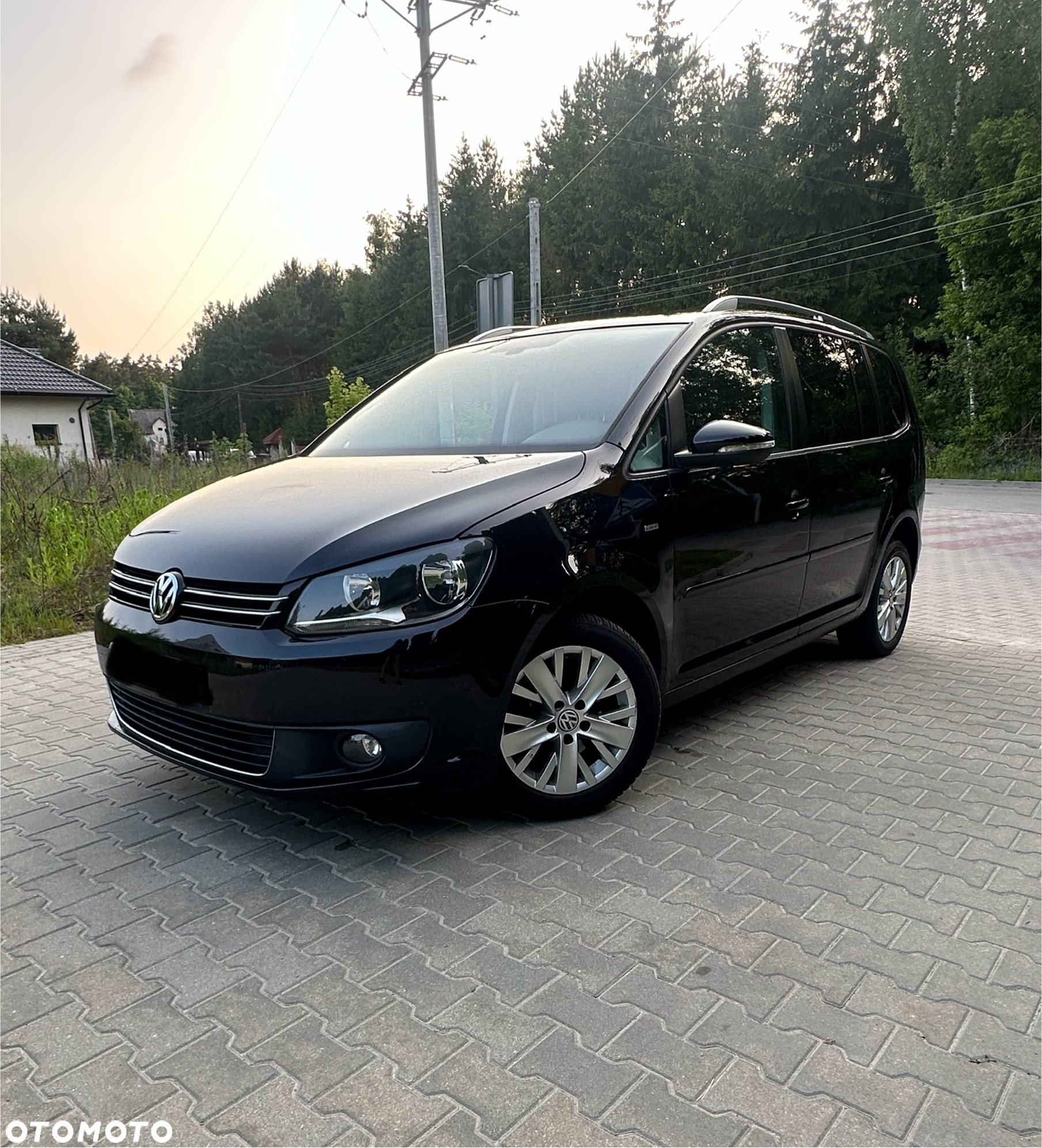 Volkswagen Touran 1.2 TSI BlueMot Comfortline - 10