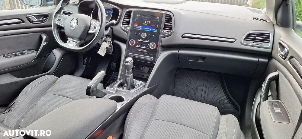 Renault Megane 1.5 dCi Dynamique - 7