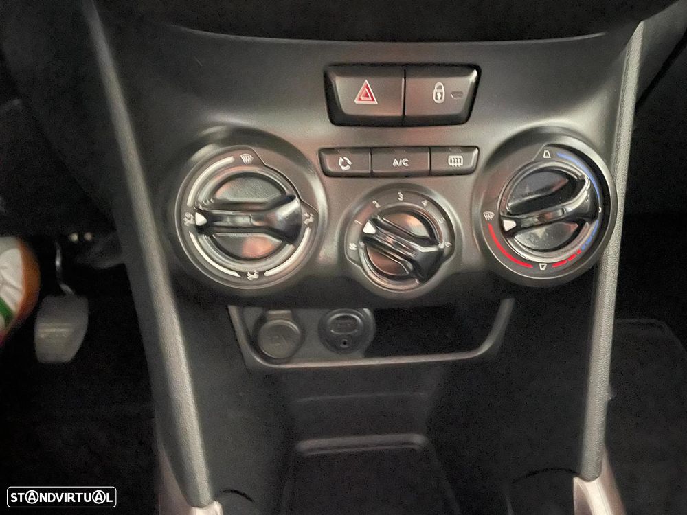 Peugeot 2008 1.6 e-HDi Active - 13