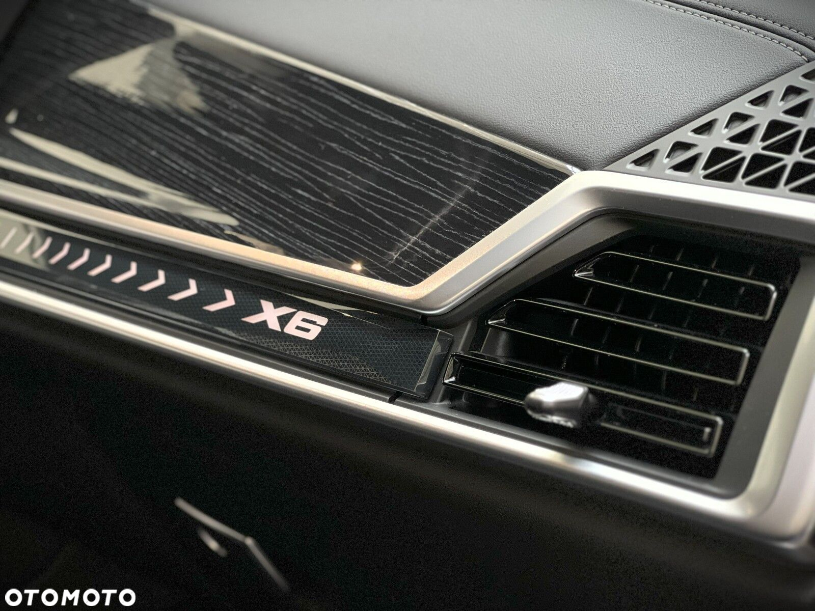 BMW X6 - 30