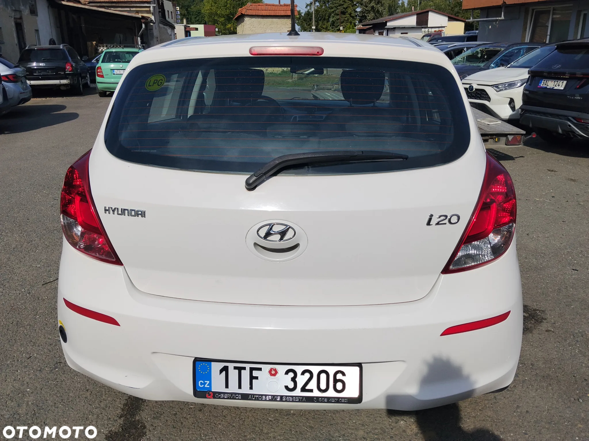 Hyundai i20 - 13