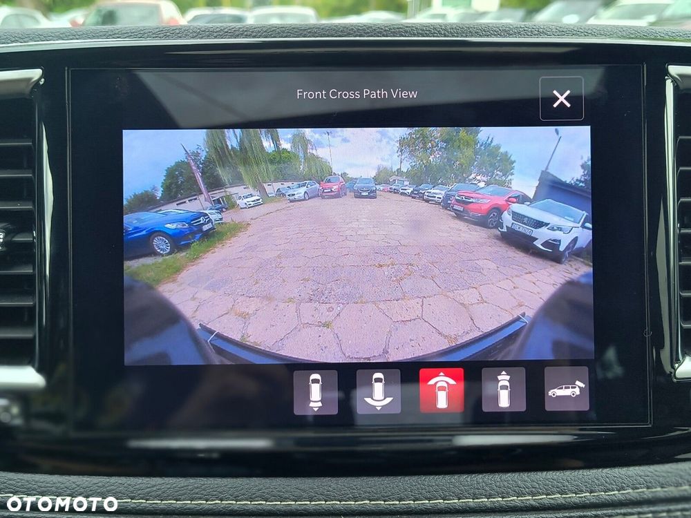 Chrysler Pacifica - 34